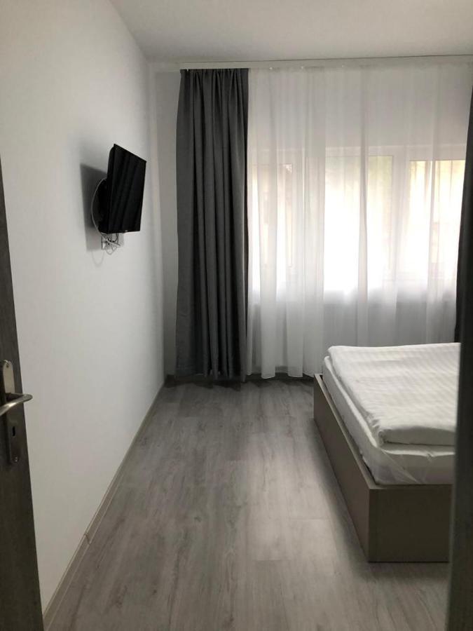 Elena-Maria Apartments Buşteni Exteriör bild