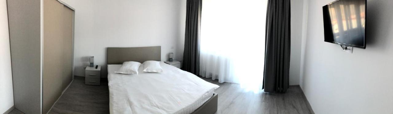 Elena-Maria Apartments Buşteni Exteriör bild